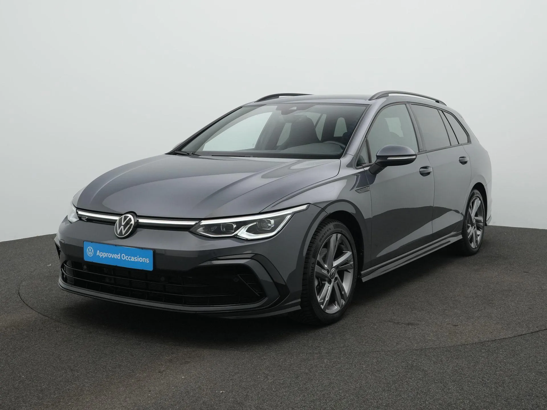 Volkswagen Golf Variant 1.5 eTSI DSG R-Line Business