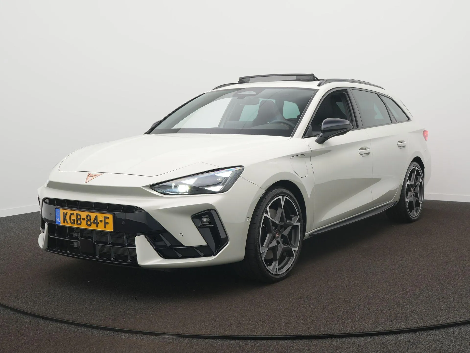 Cupra Leon Sportstourer 1.5 TSI e-Hybrid VZ Performance